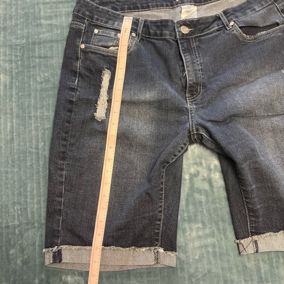 Womens Blue Denim distressed Shorts plus size 18 - Picture 5 of 5